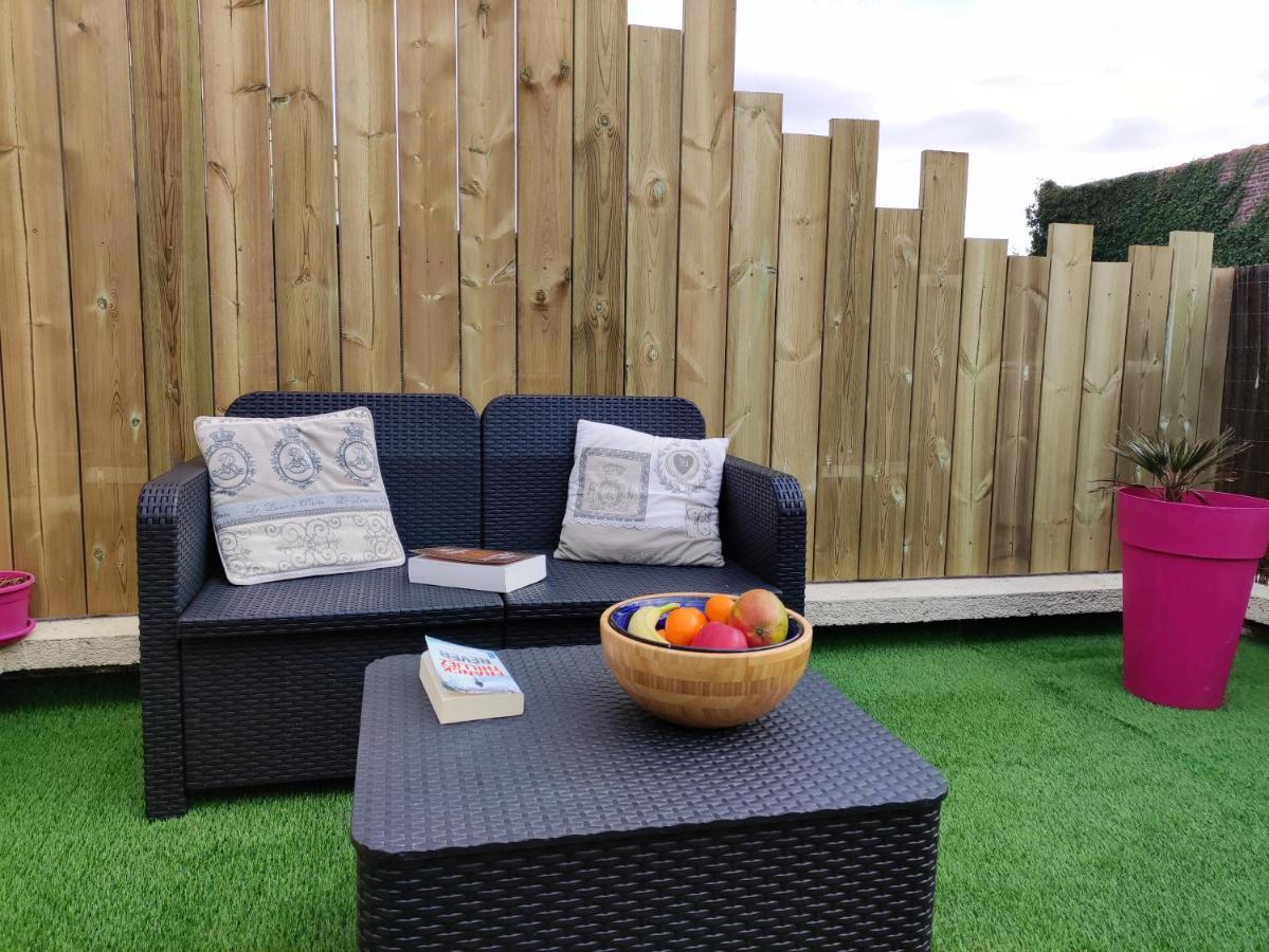 Appartement Joli petit T2 terrasse proche du phare à Calais Extérieur photo